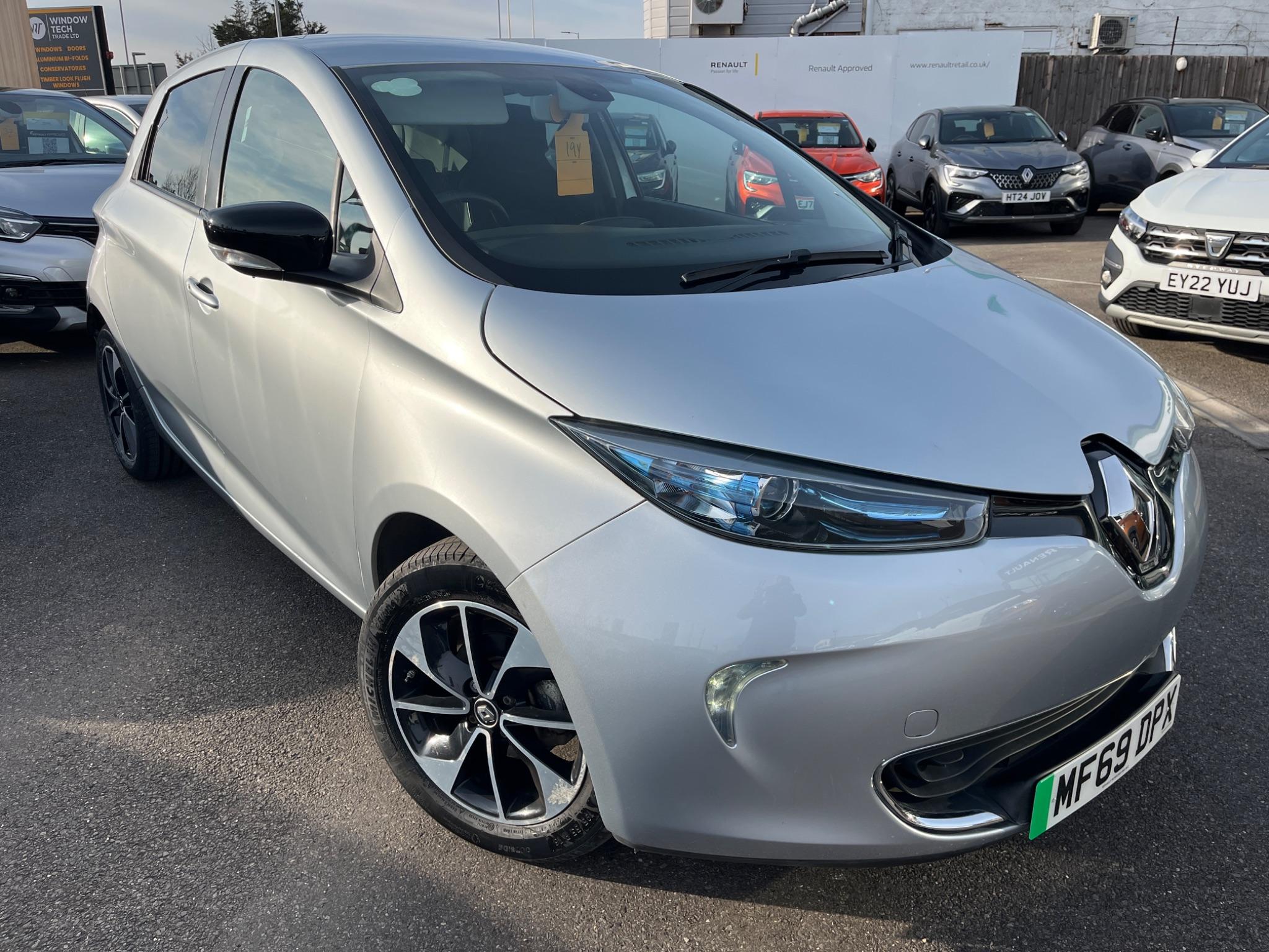 Main listing image - Renault Zoe