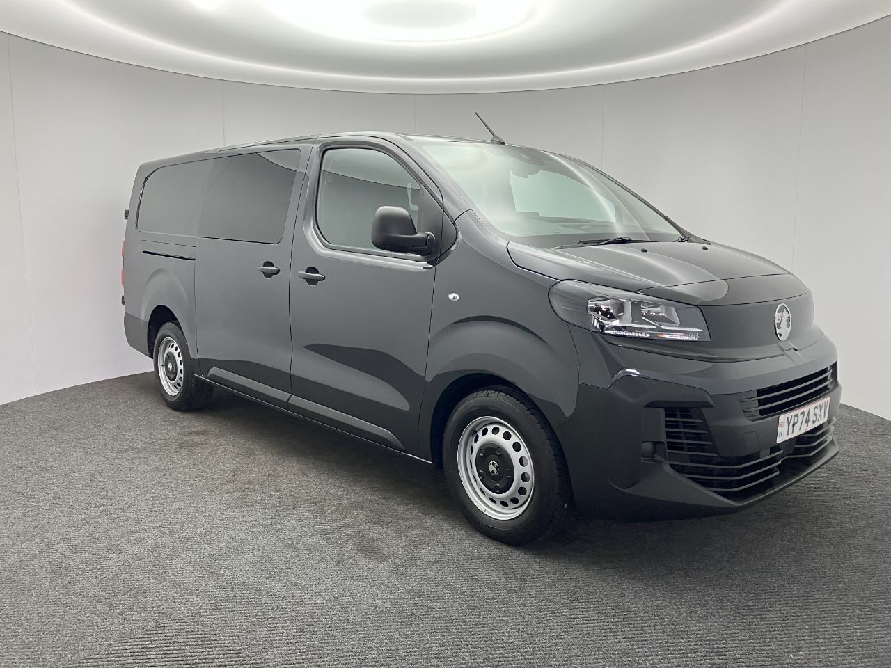 Main listing image - Vauxhall Vivaro