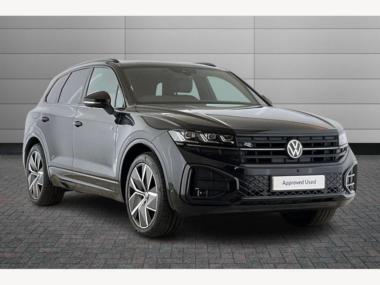 Main listing image - Volkswagen Touareg