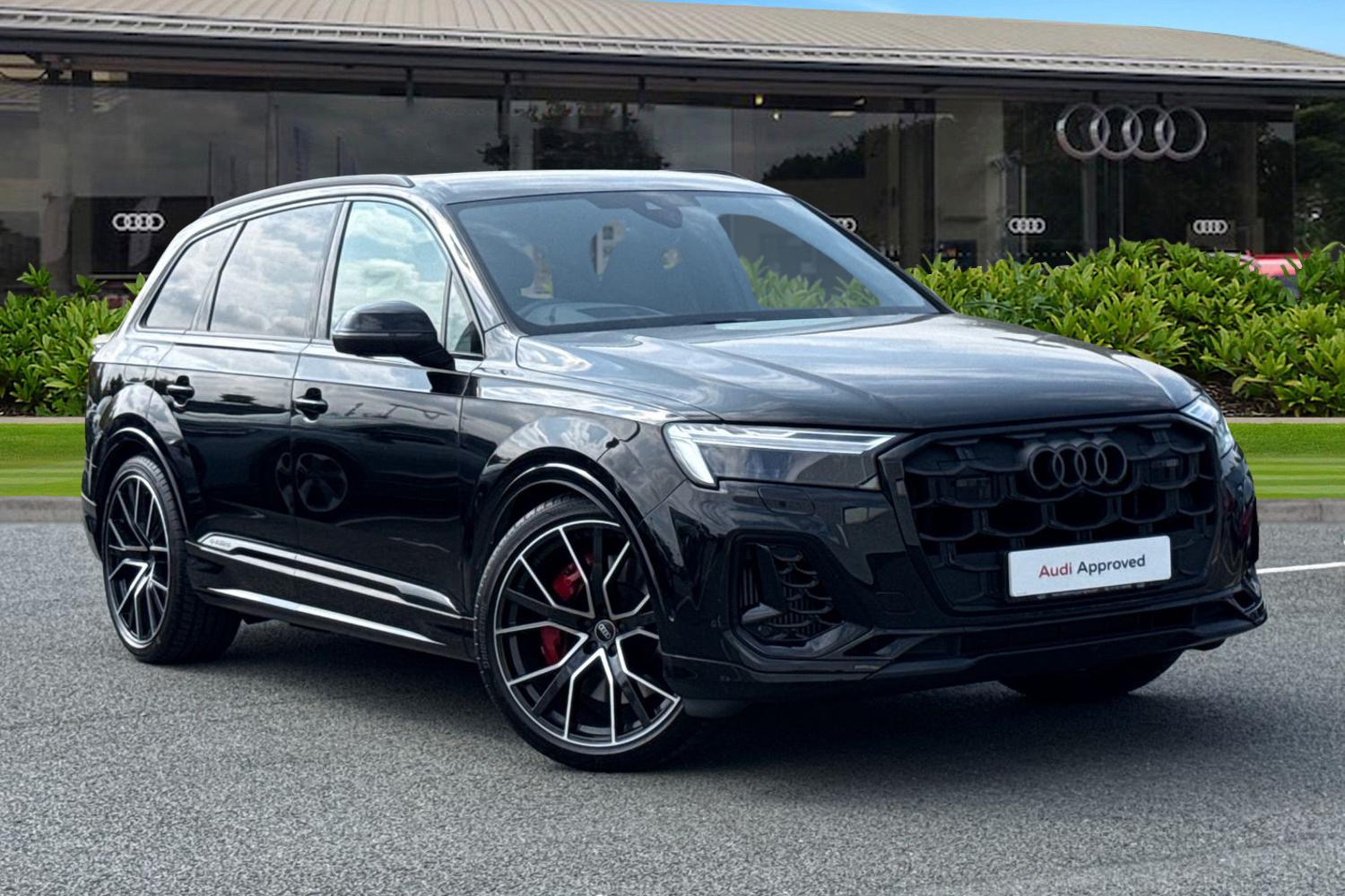 Main listing image - Audi Q7