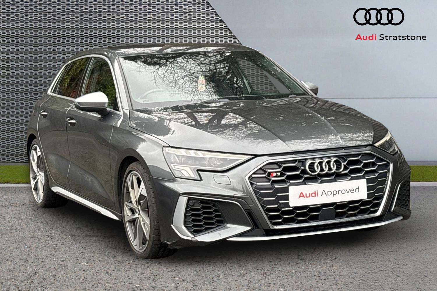 Main listing image - Audi S3