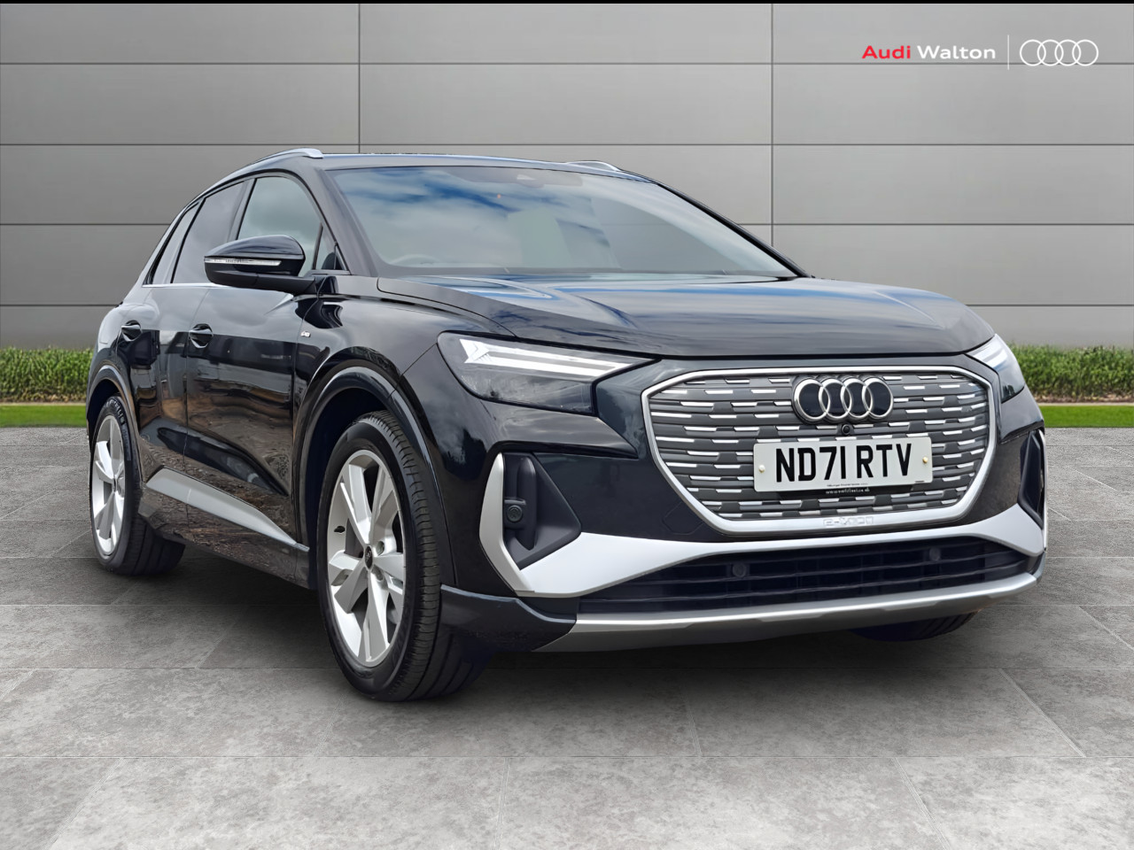 Main listing image - Audi Q4