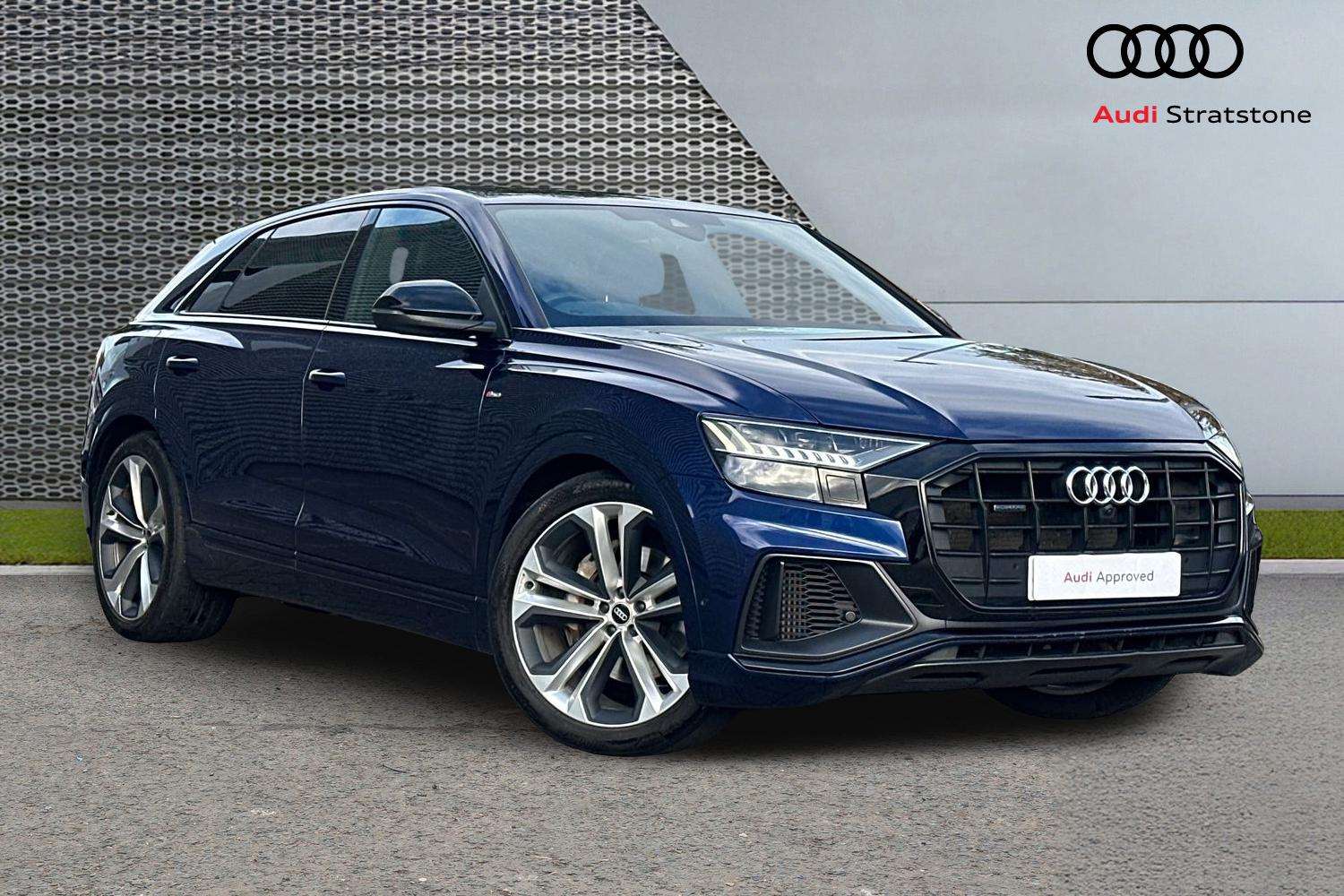 Main listing image - Audi Q8