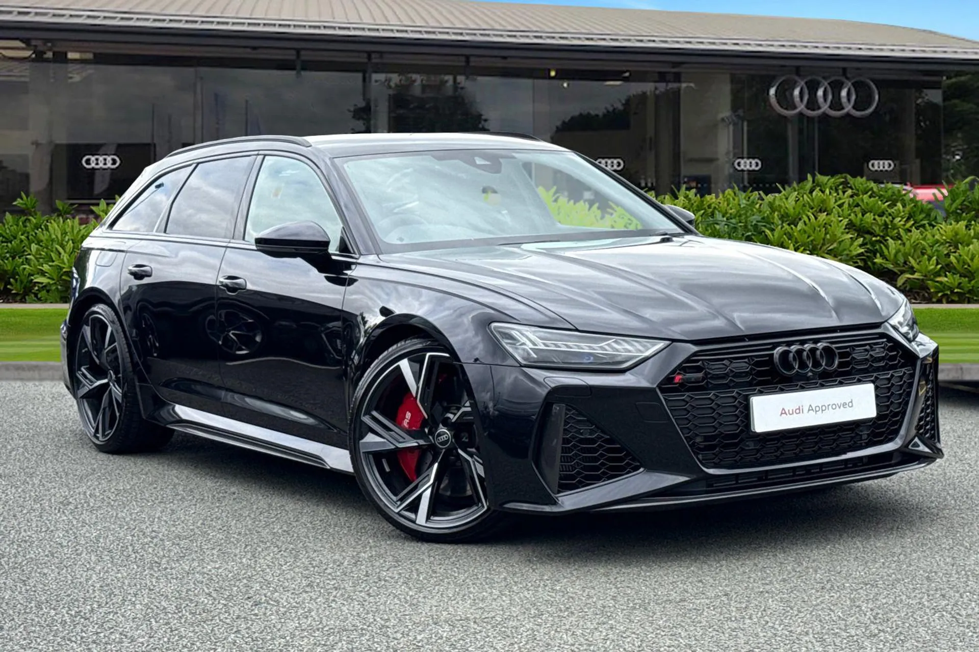 Main listing image - Audi RS6
