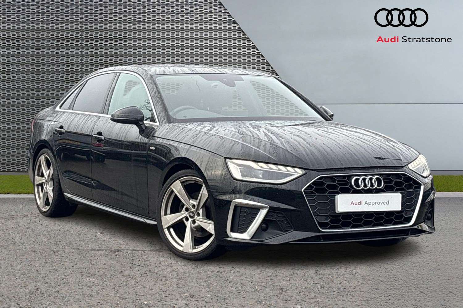 Main listing image - Audi A4