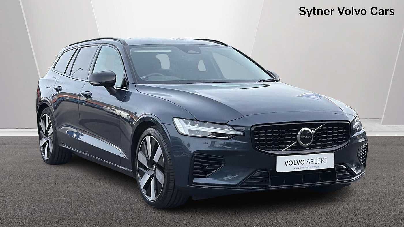 Main listing image - Volvo V60
