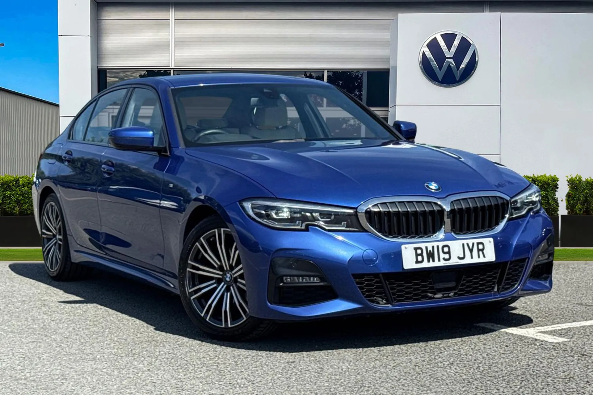 Main listing image - BMW 3 Series