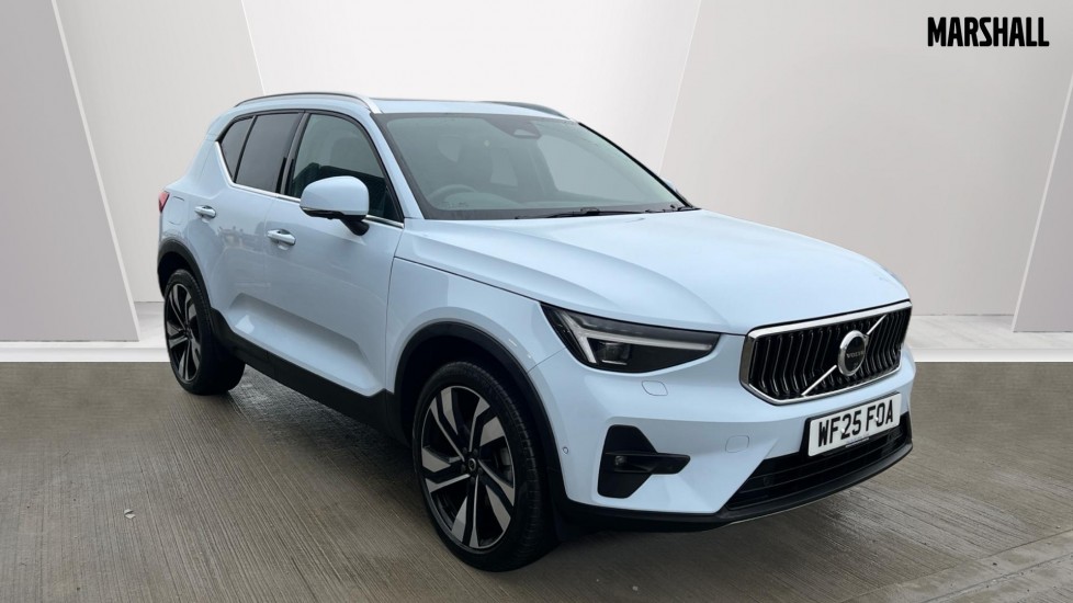 Main listing image - Volvo XC40