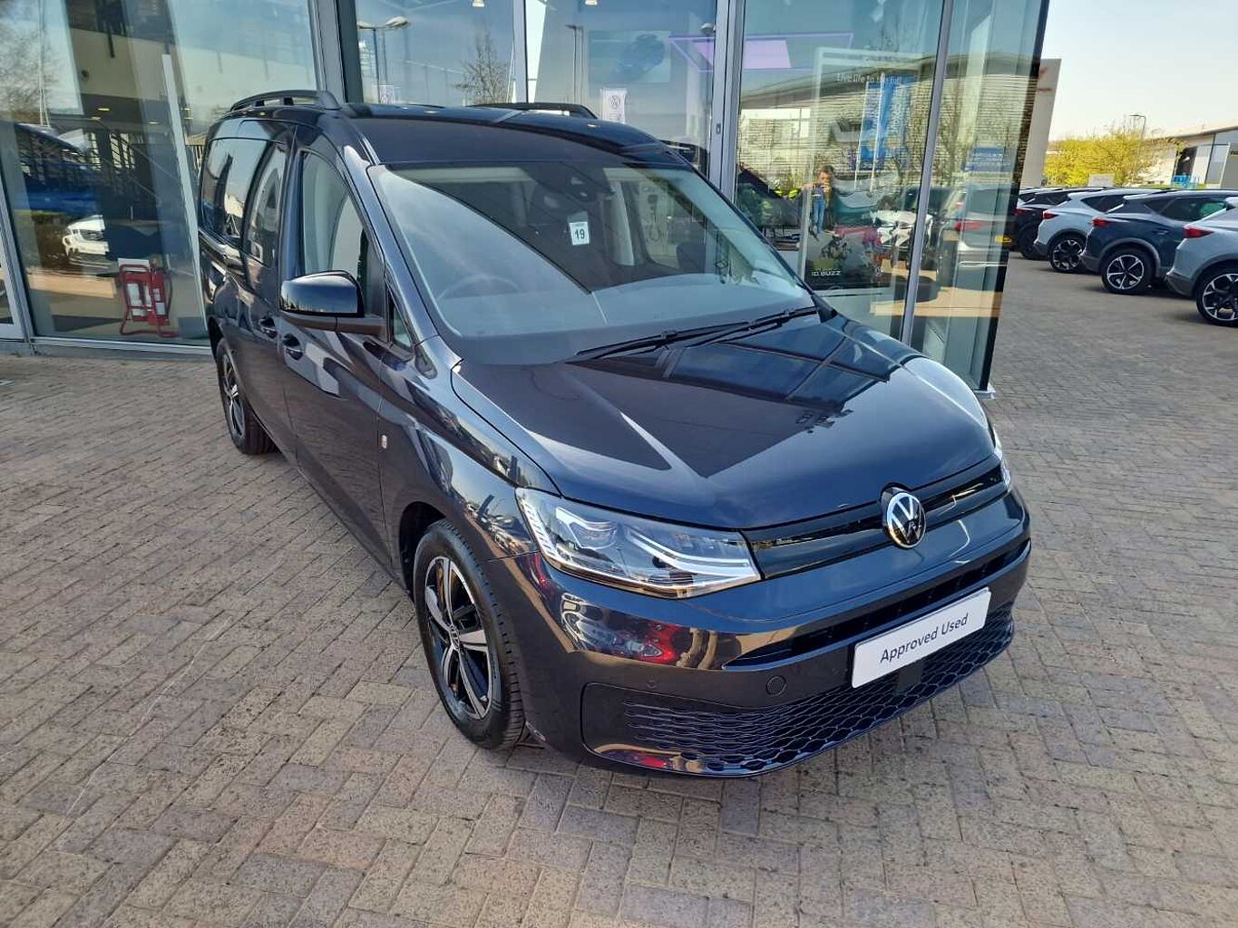 Main listing image - Volkswagen Caddy California Maxi