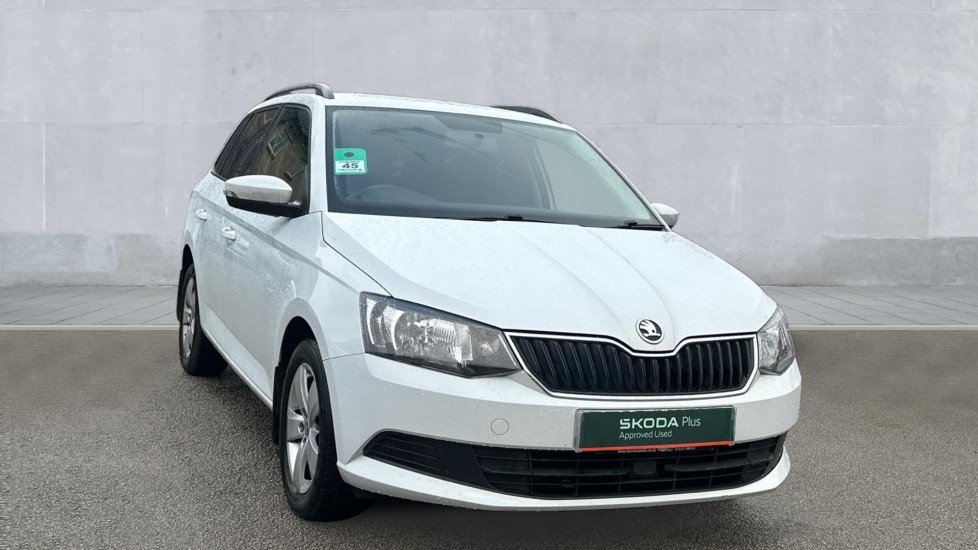 Main listing image - Skoda Fabia Estate