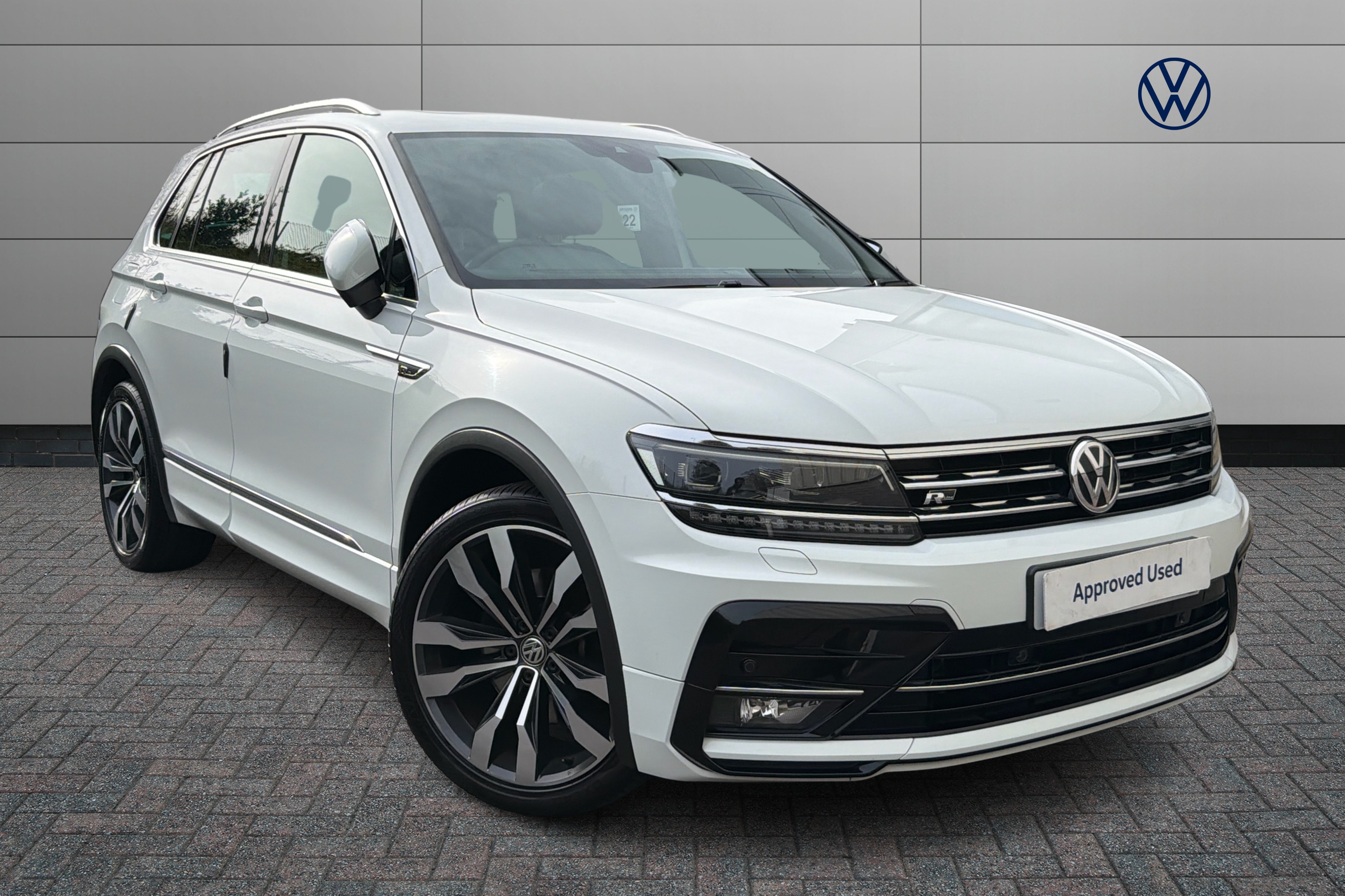 Main listing image - Volkswagen Tiguan