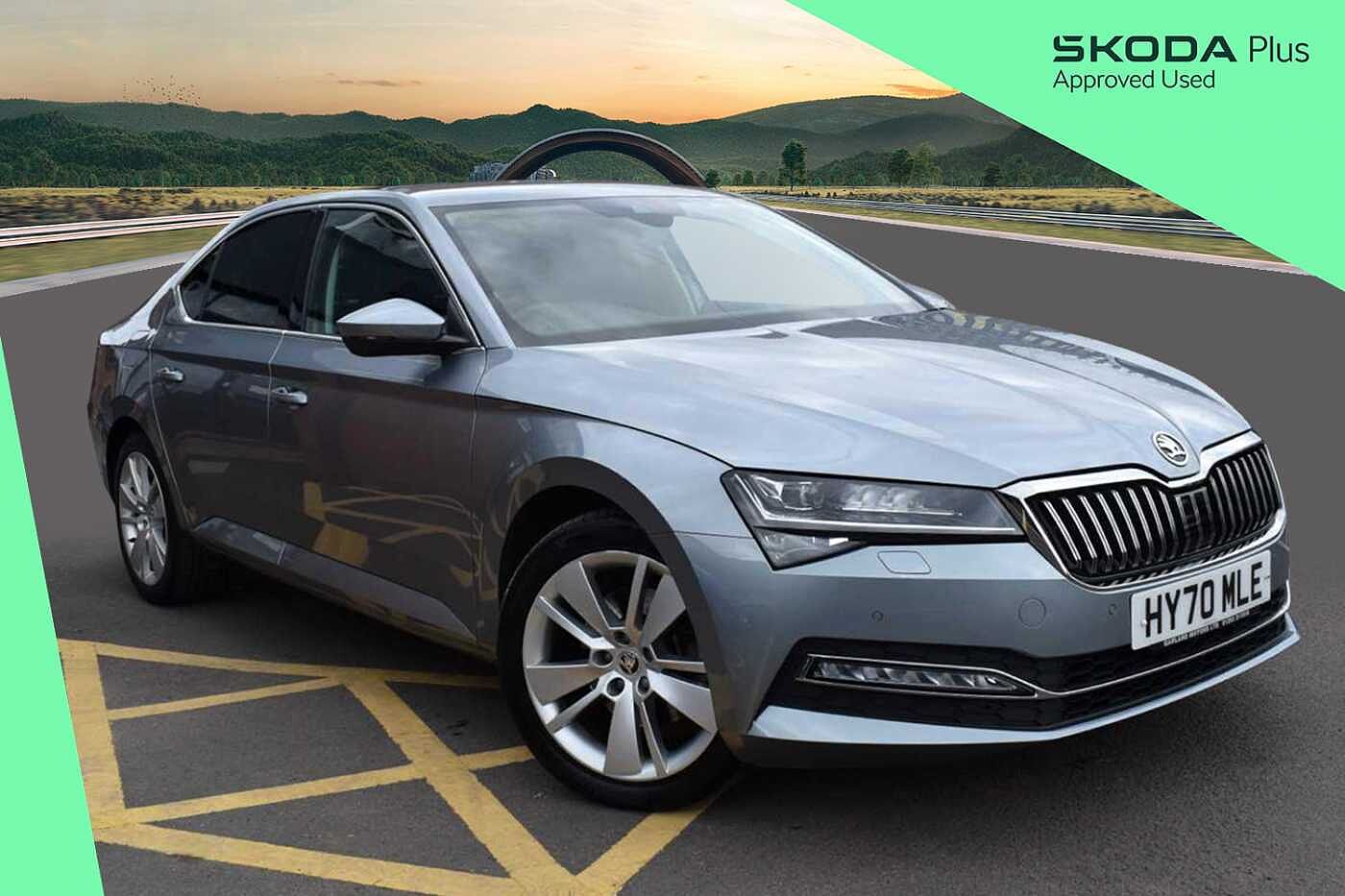 Main listing image - Skoda Superb