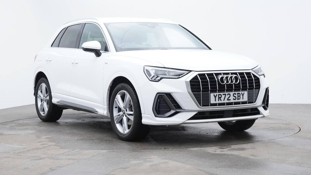 Main listing image - Audi Q3