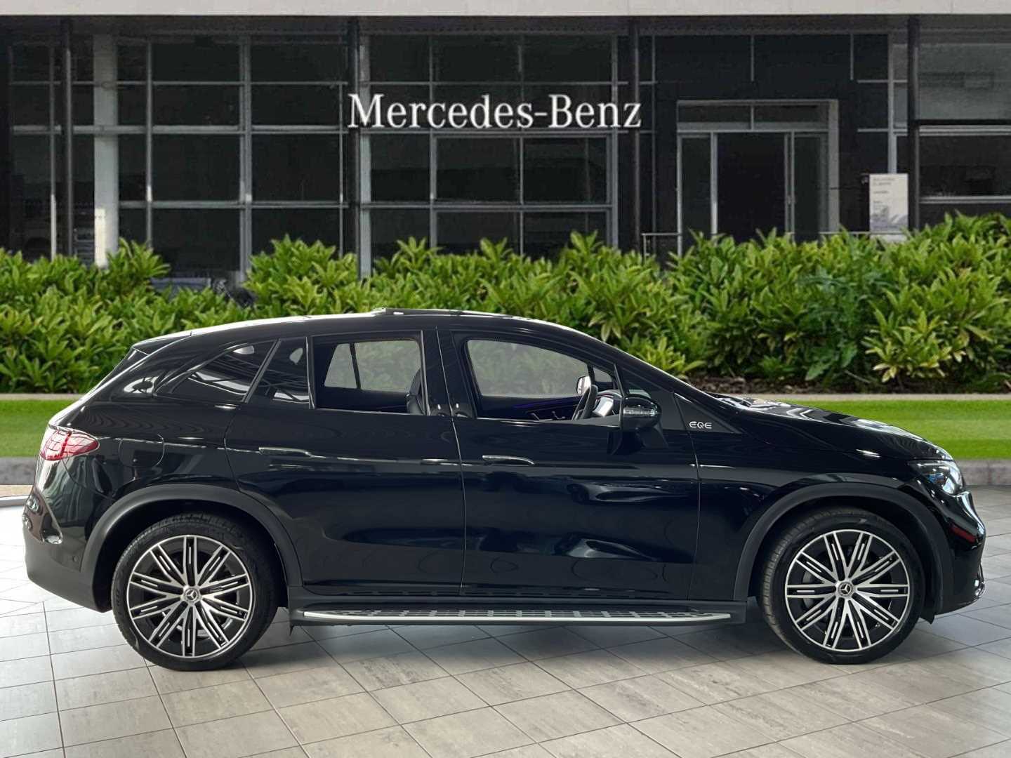 Main listing image - Mercedes-Benz EQE