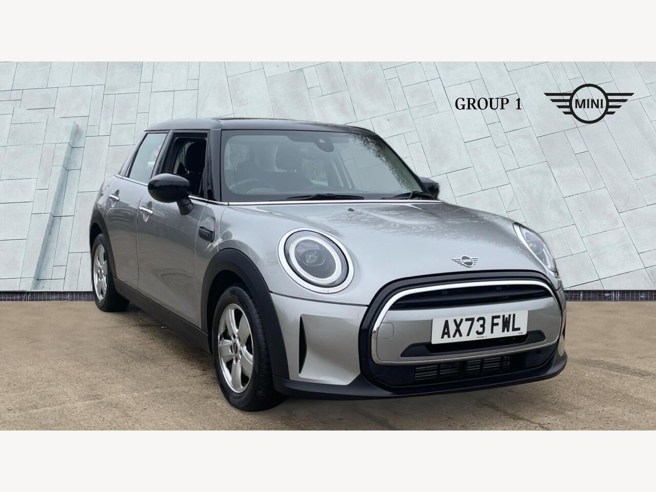 Main listing image - MINI Hatchback 5dr