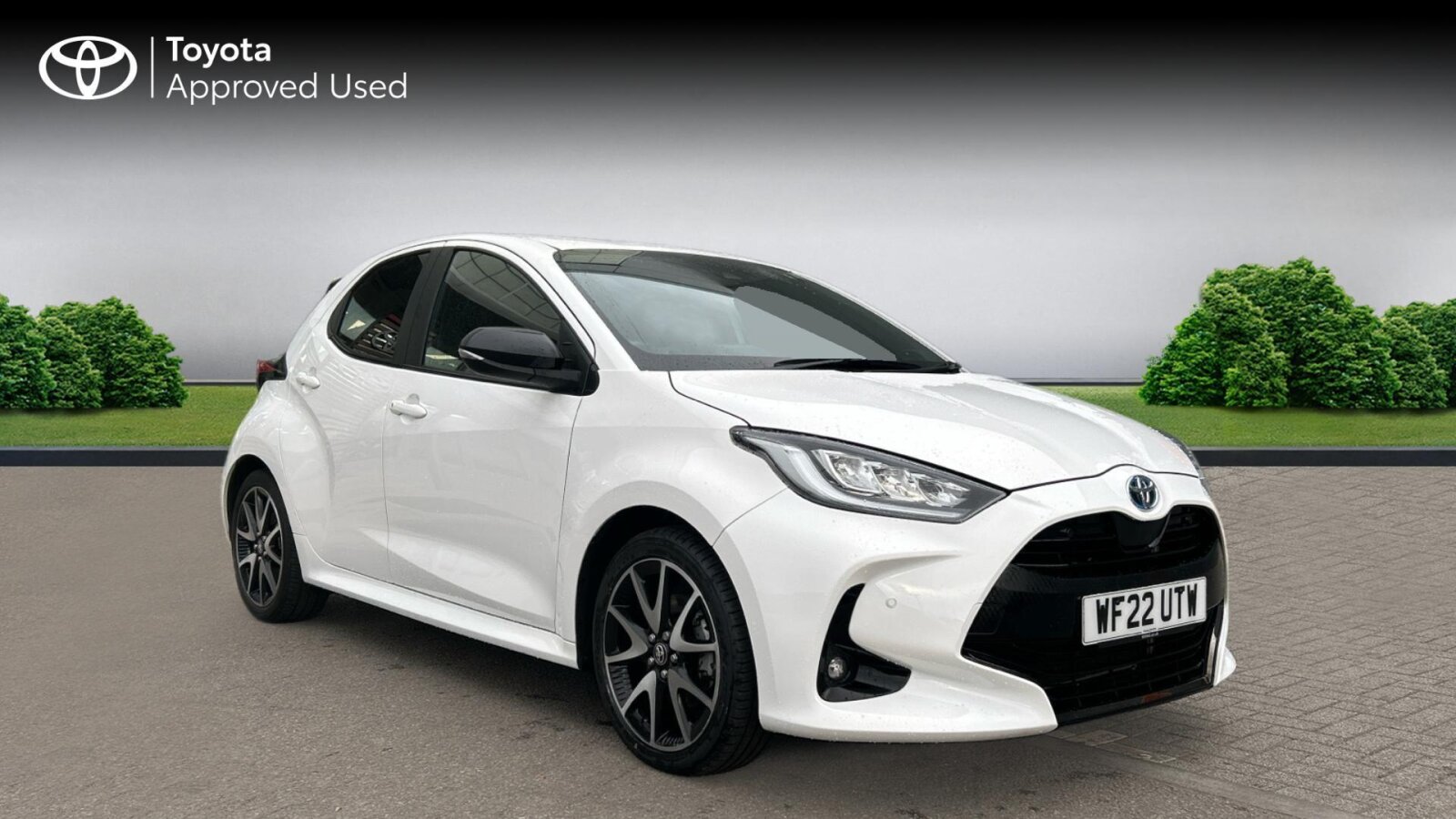 Main listing image - Toyota Yaris