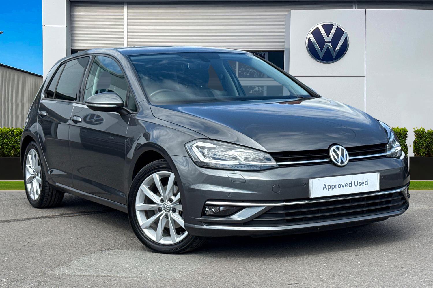 Main listing image - Volkswagen Golf