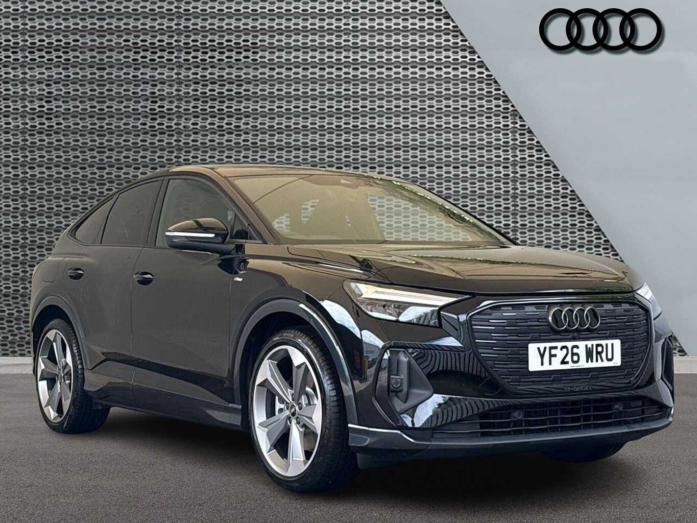 Main listing image - Audi Q4