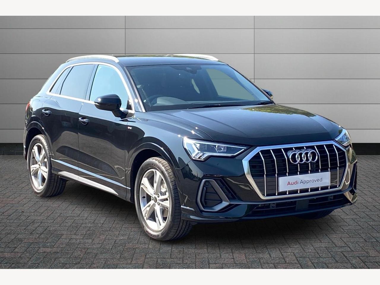 Main listing image - Audi Q3