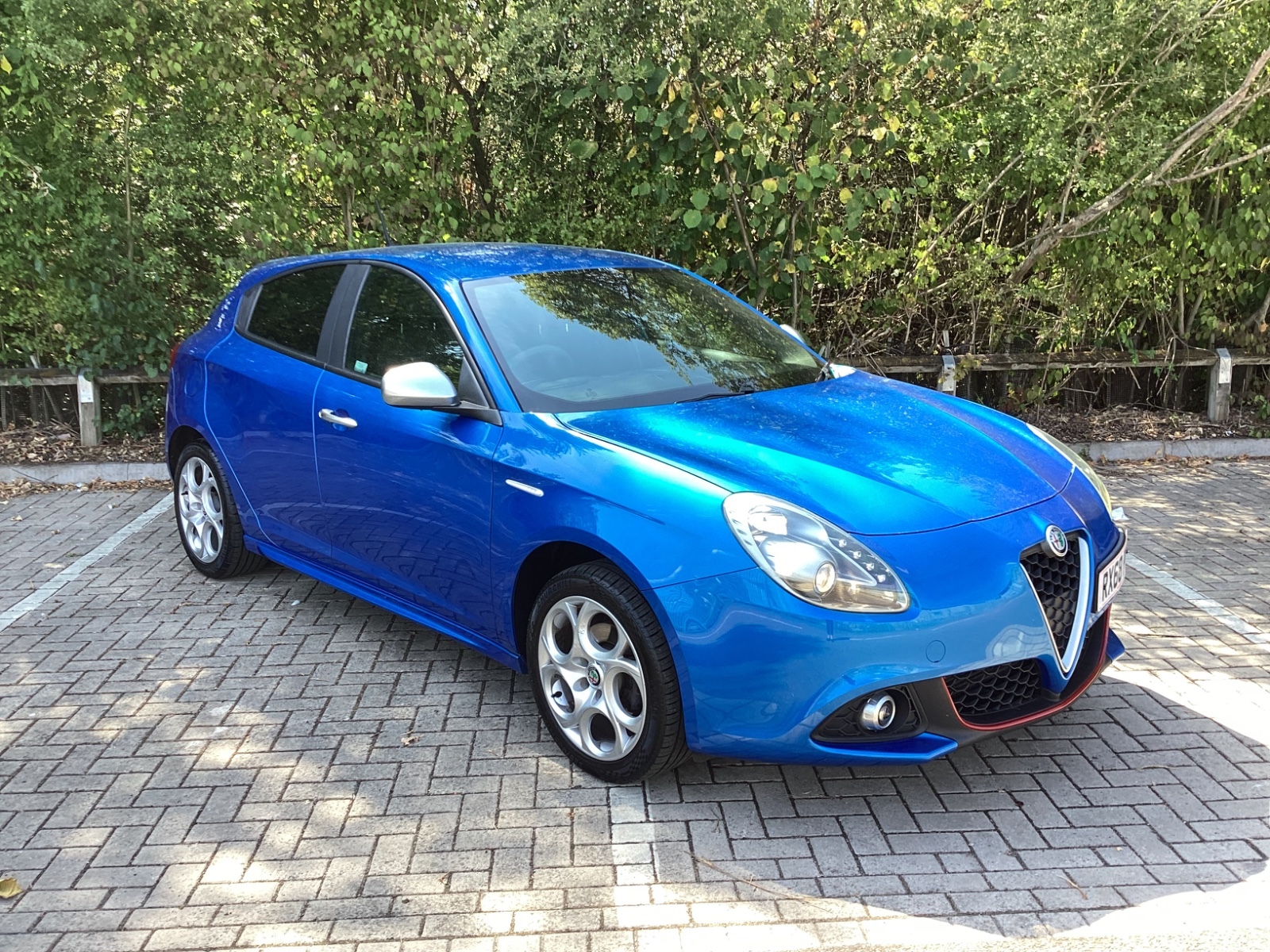 Main listing image - Alfa Romeo Giulietta