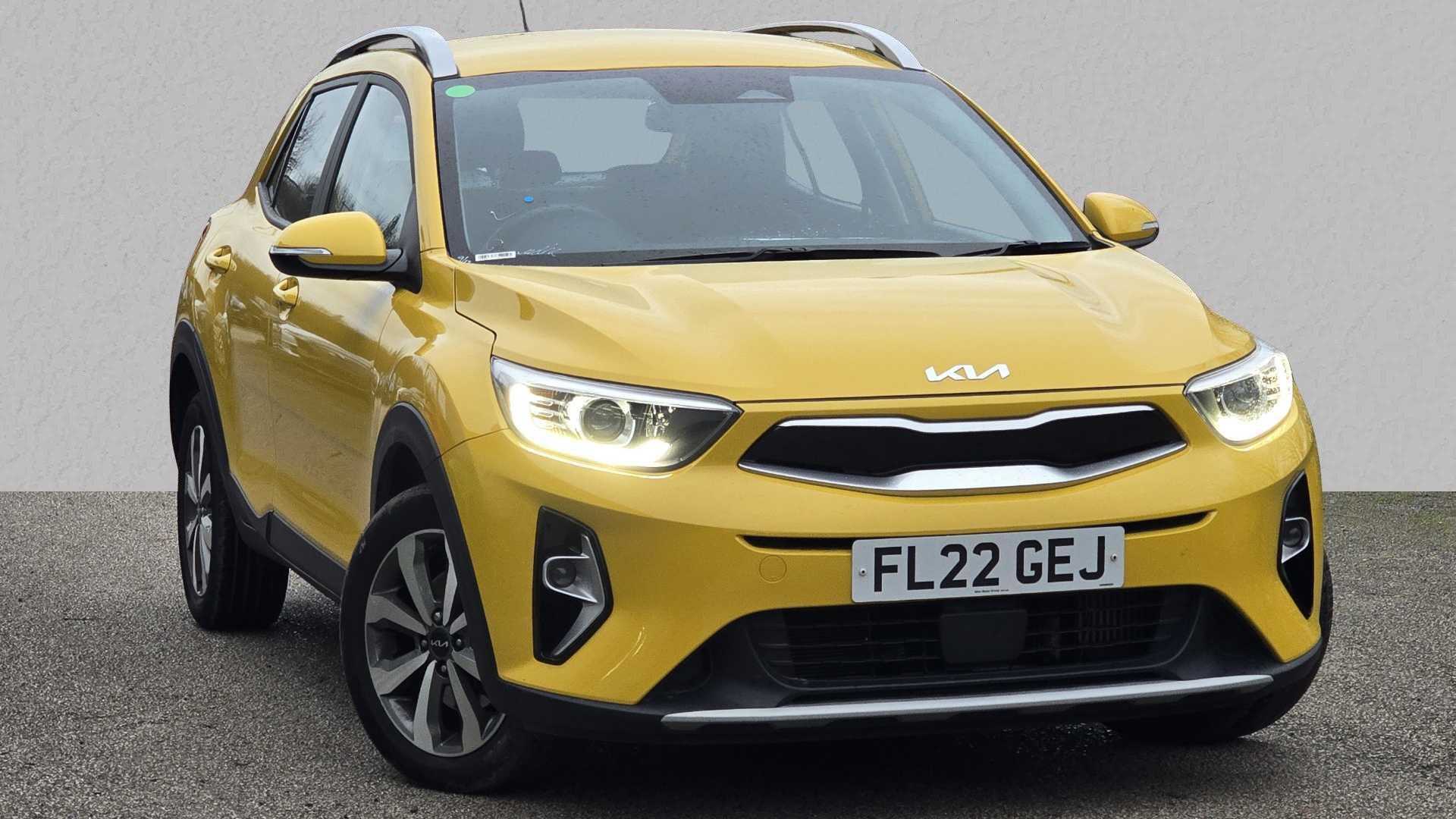 Main listing image - Kia Stonic