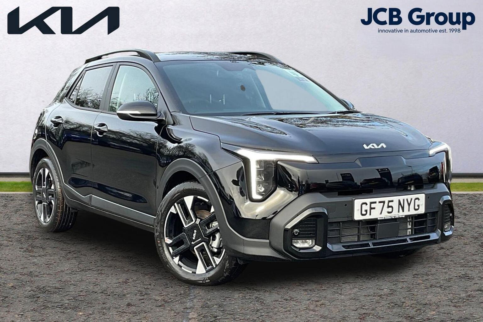 Main listing image - Kia Stonic