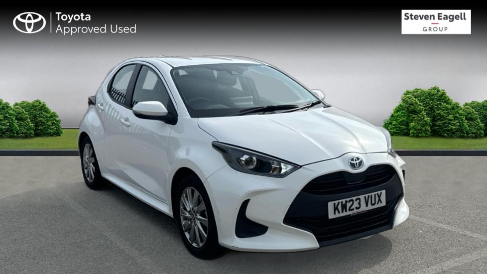 Main listing image - Toyota Yaris