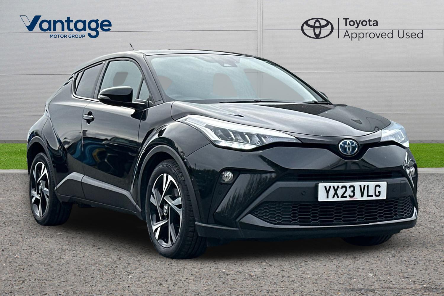Main listing image - Toyota C-HR