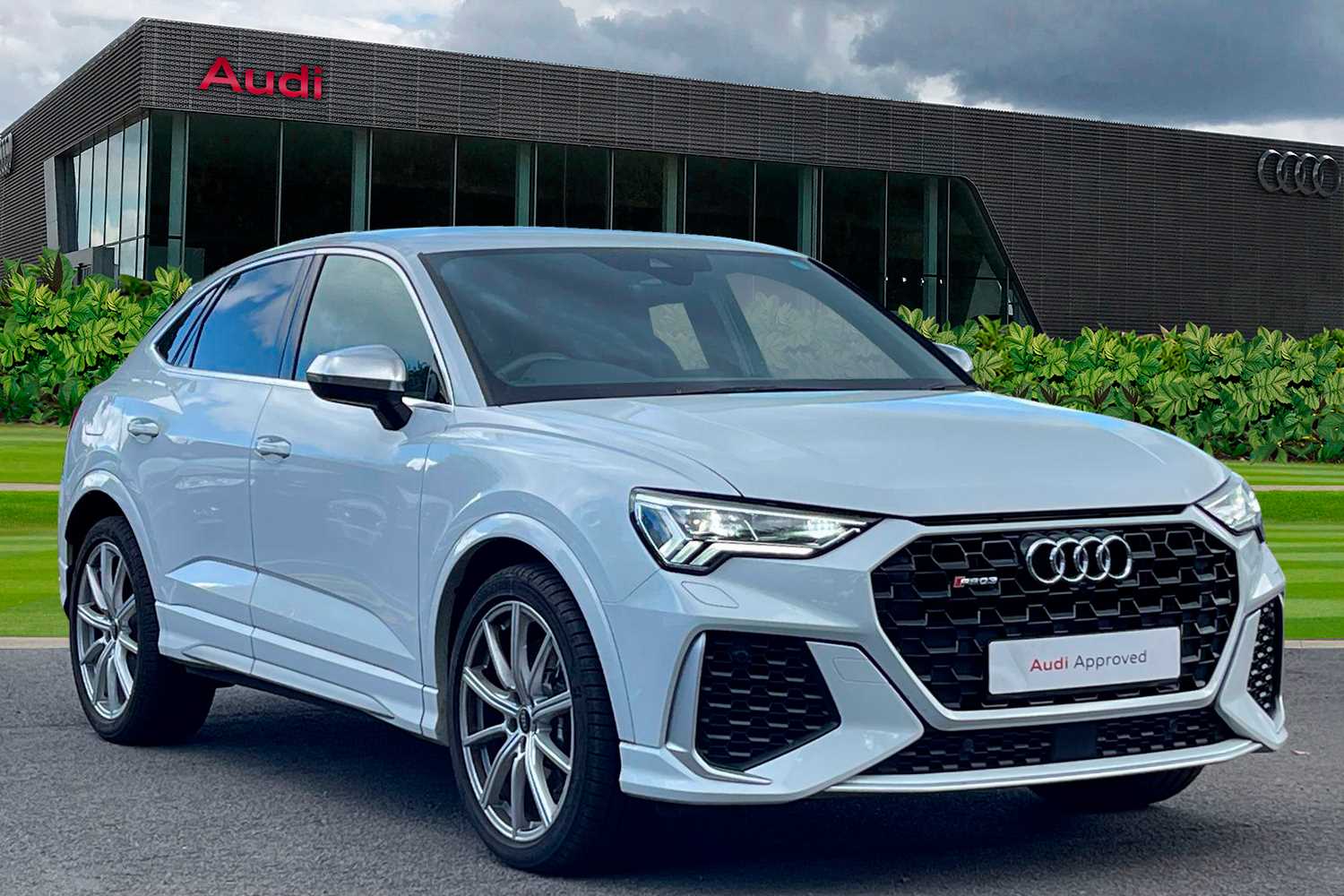 Main listing image - Audi RS Q3