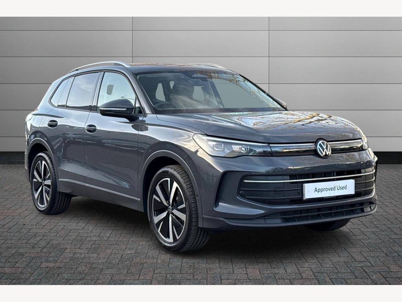 Main listing image - Volkswagen Tiguan