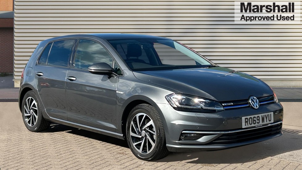 Main listing image - Volkswagen Golf