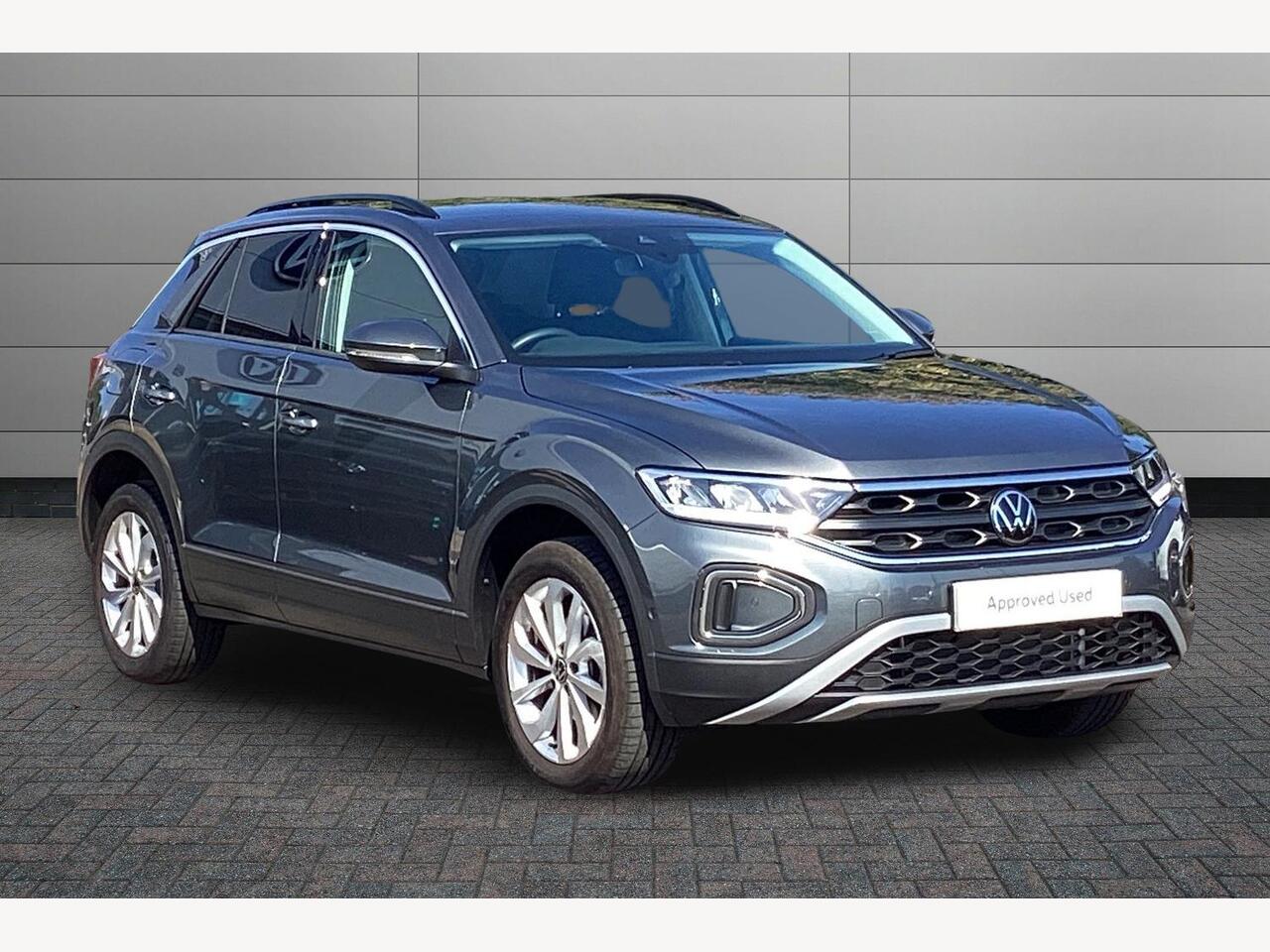 Main listing image - Volkswagen T-Roc