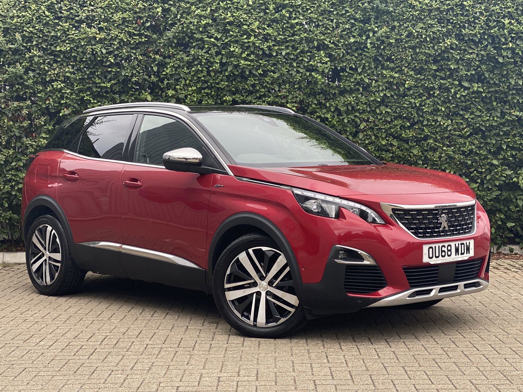 Main listing image - Peugeot 3008