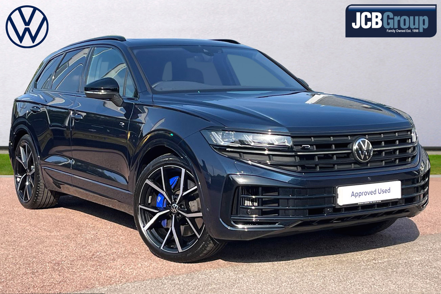 Main listing image - Volkswagen Touareg