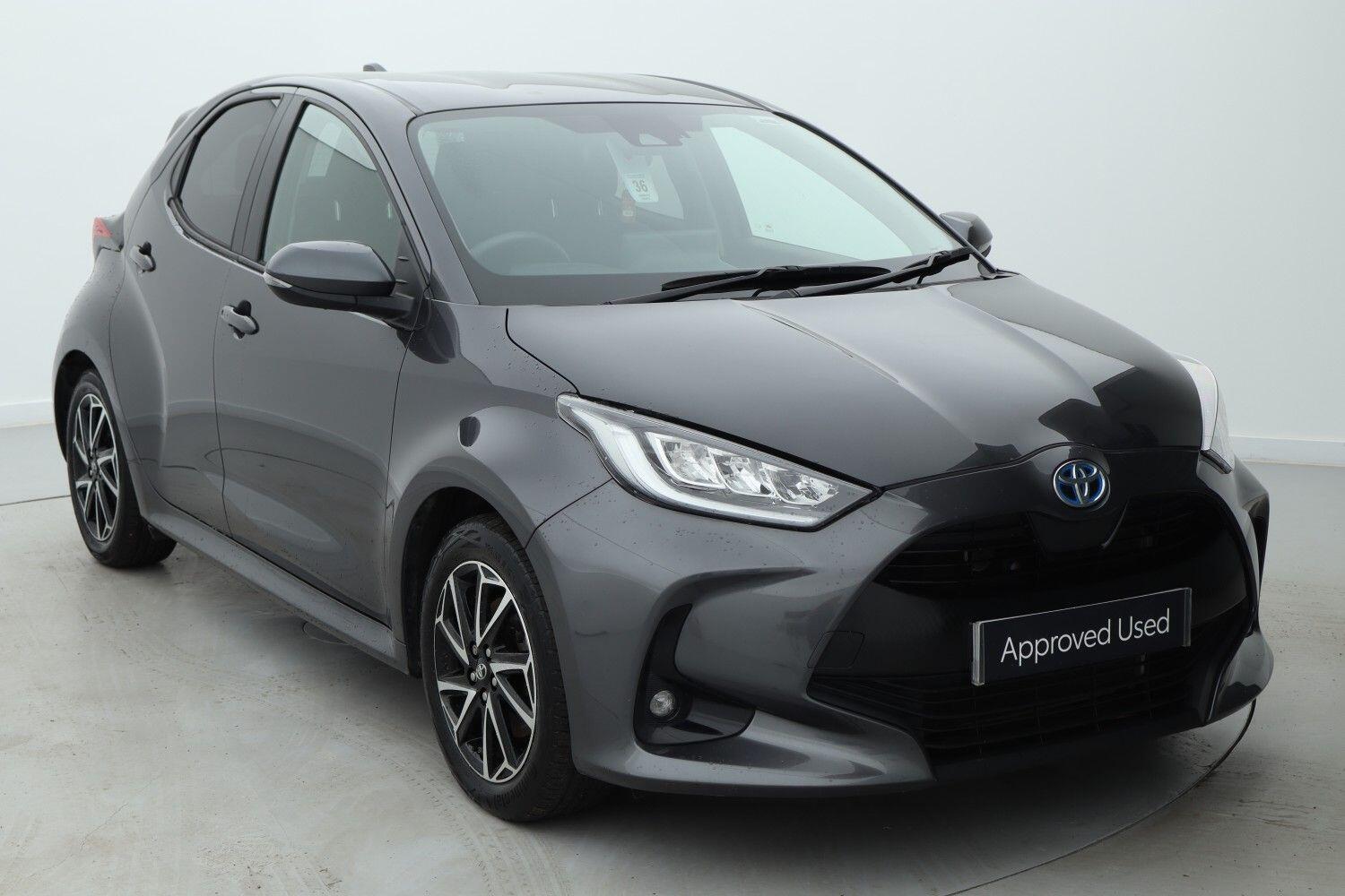Main listing image - Toyota Yaris