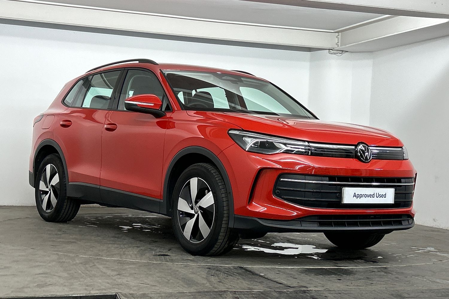 Main listing image - Volkswagen Tiguan