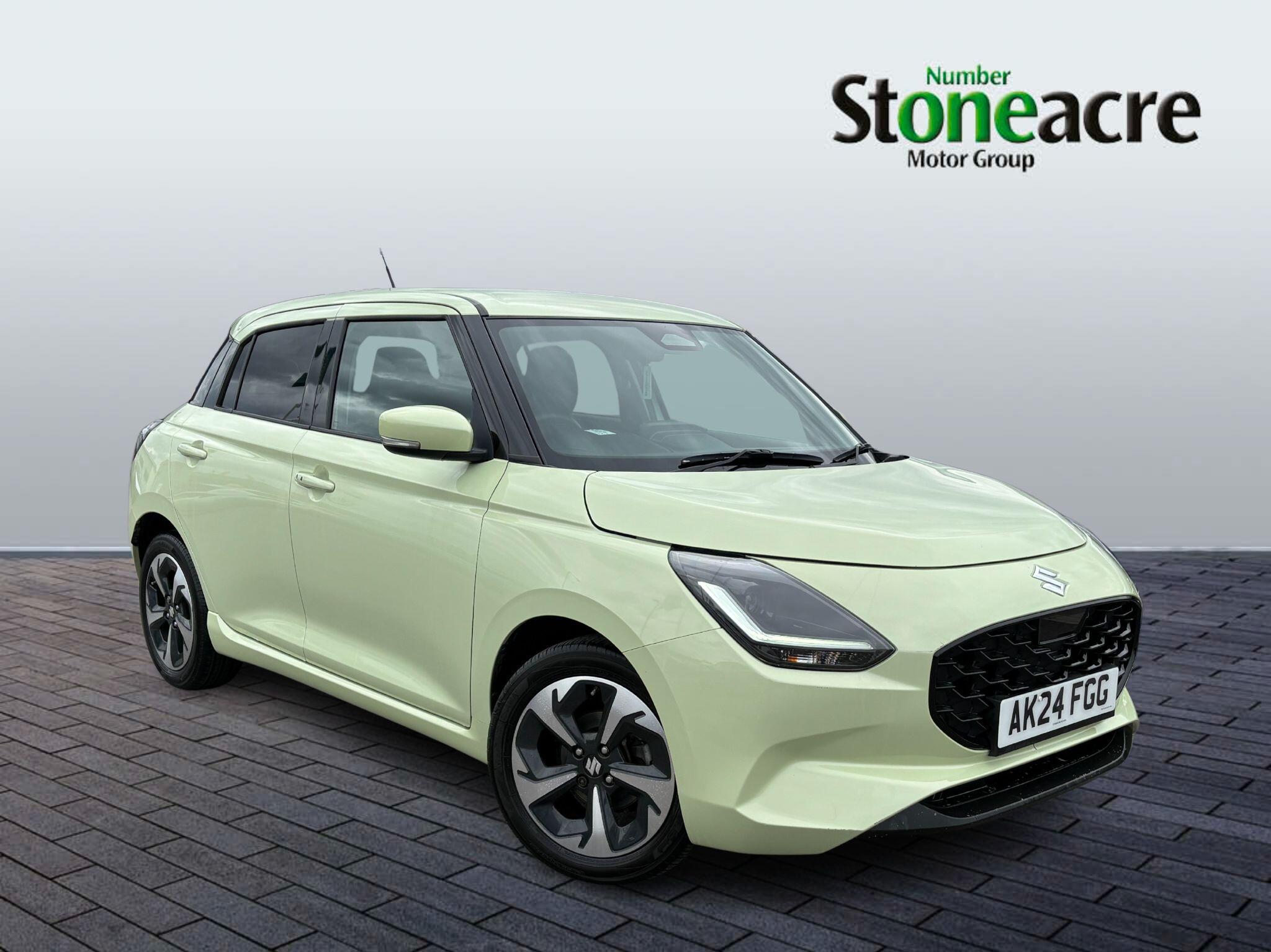 Main listing image - Suzuki Swift