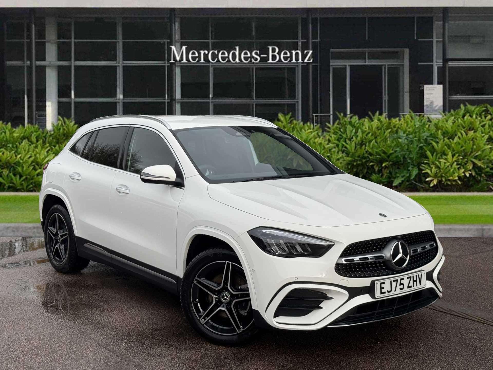 Main listing image - Mercedes-Benz GLA