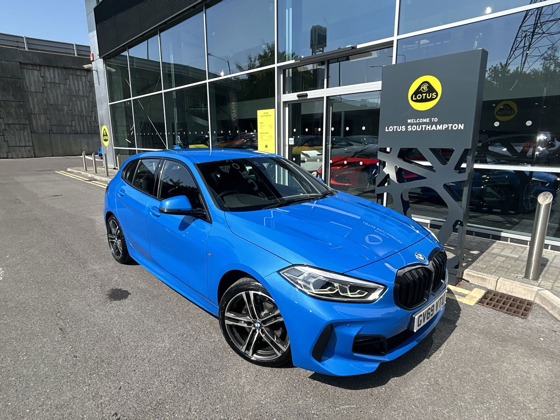 Main listing image - BMW 1 Series