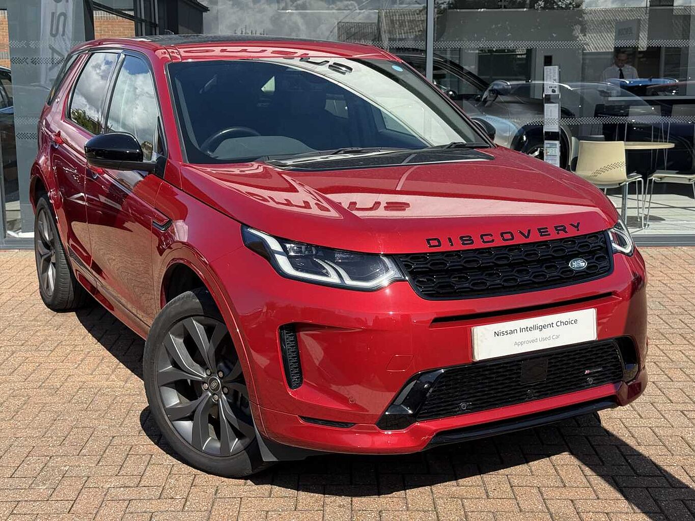 Main listing image - Land Rover Discovery Sport