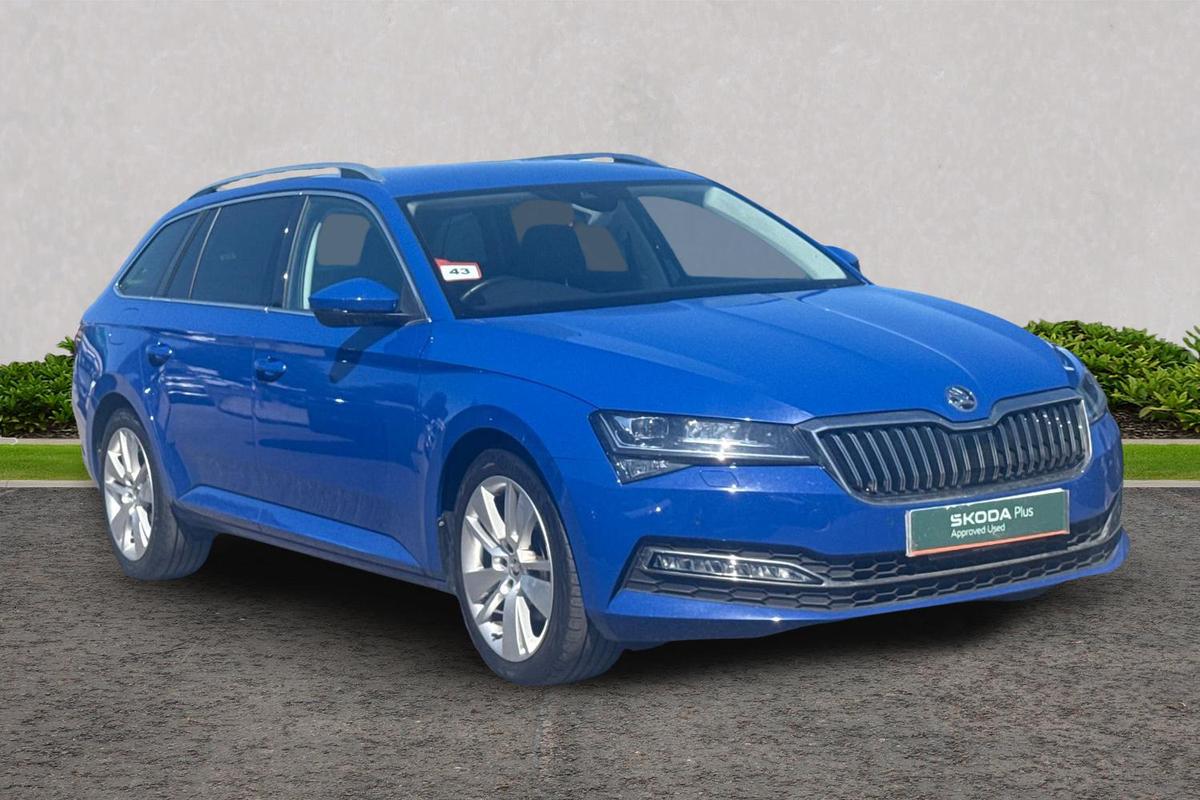 Main listing image - Skoda Superb
