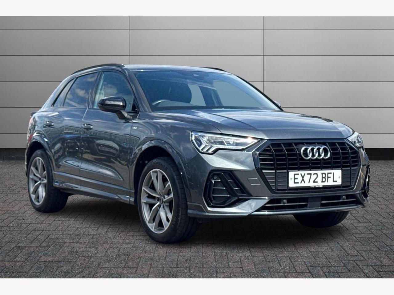Main listing image - Audi Q3