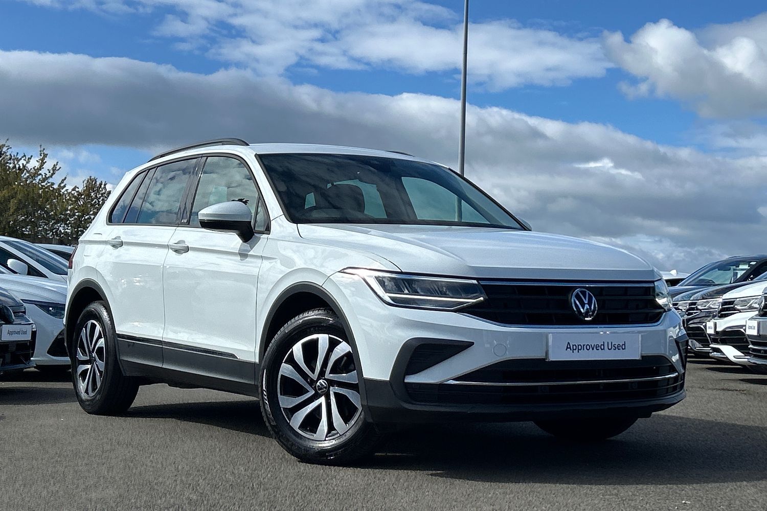 Main listing image - Volkswagen Tiguan