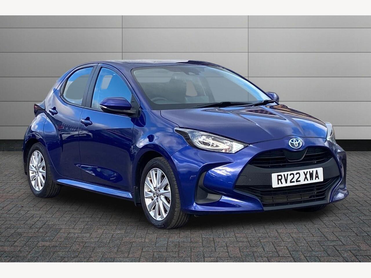 Main listing image - Toyota Yaris