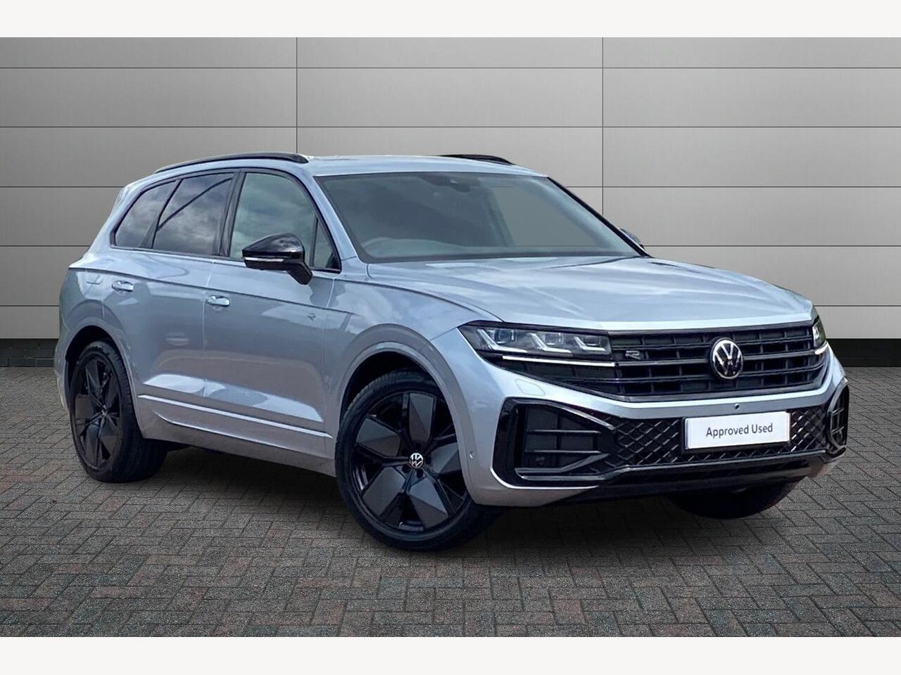 Main listing image - Volkswagen Touareg