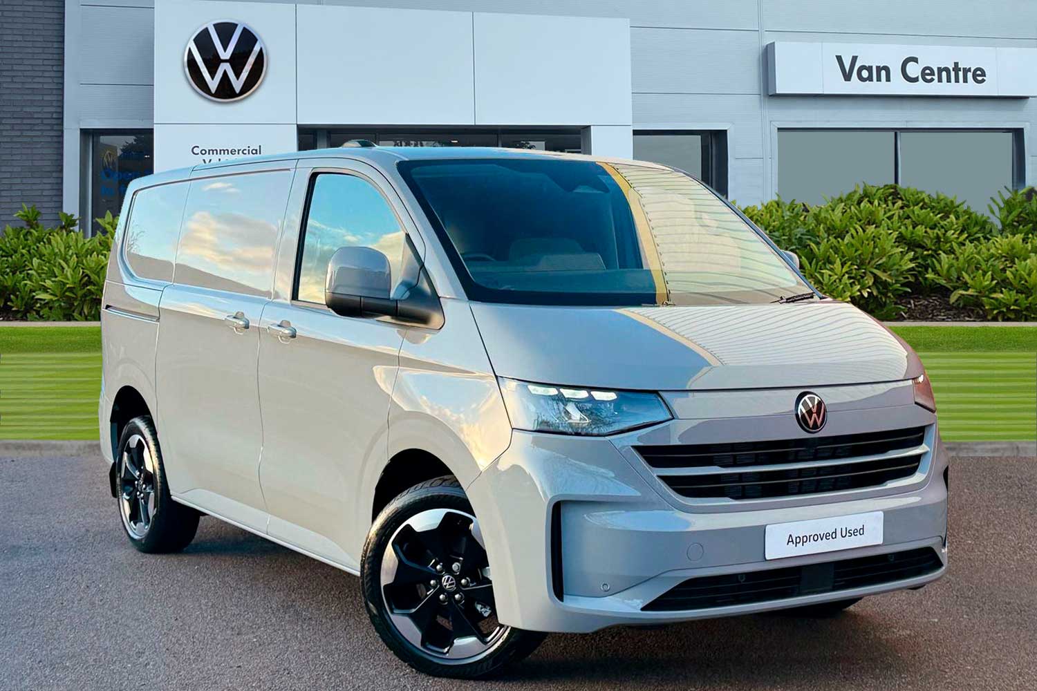 Main listing image - Volkswagen Transporter