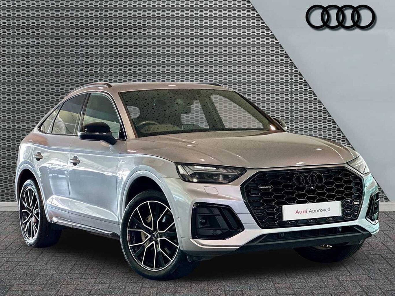 Main listing image - Audi Q5