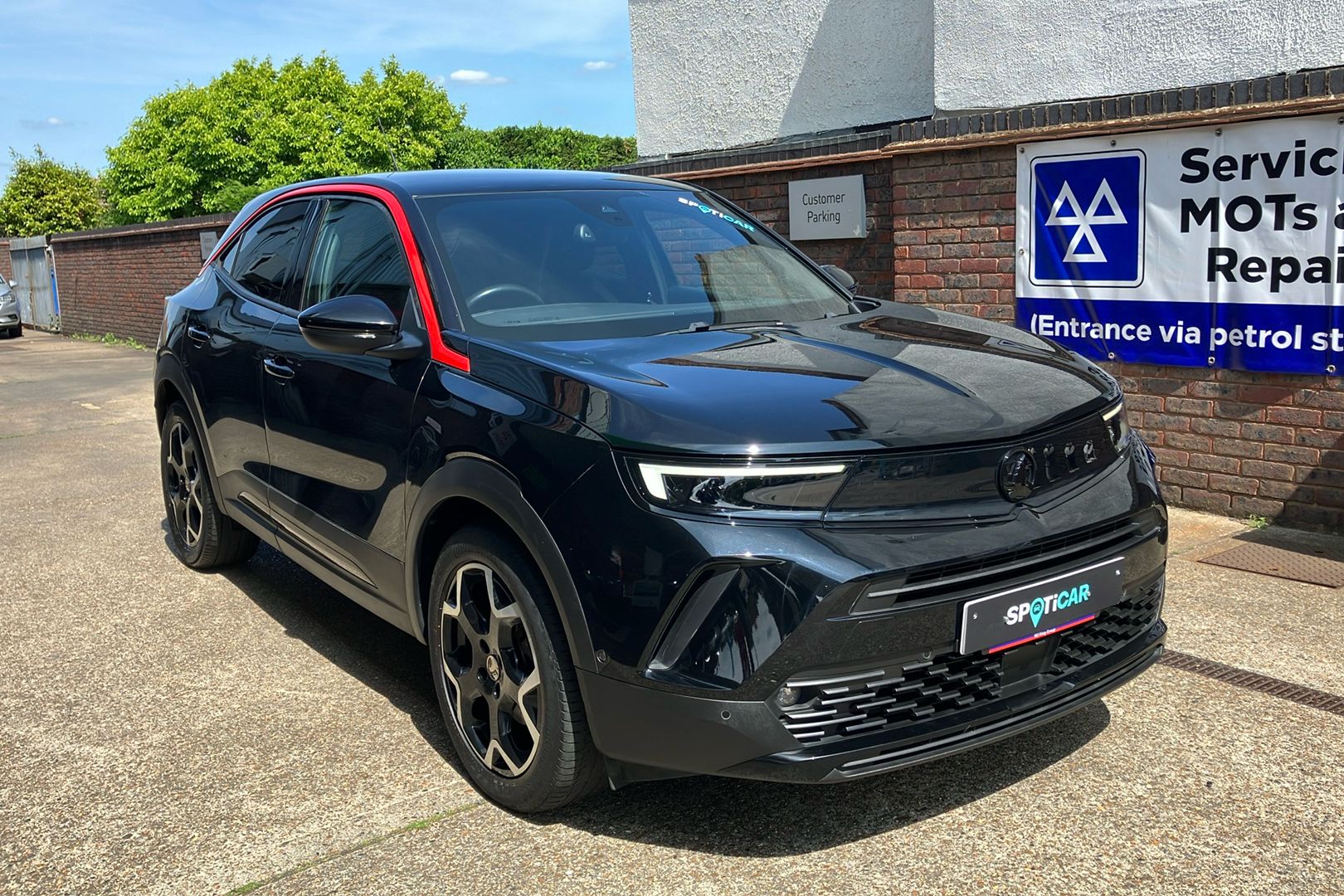Main listing image - Vauxhall Mokka e