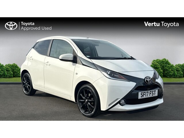 Main listing image - Toyota Aygo