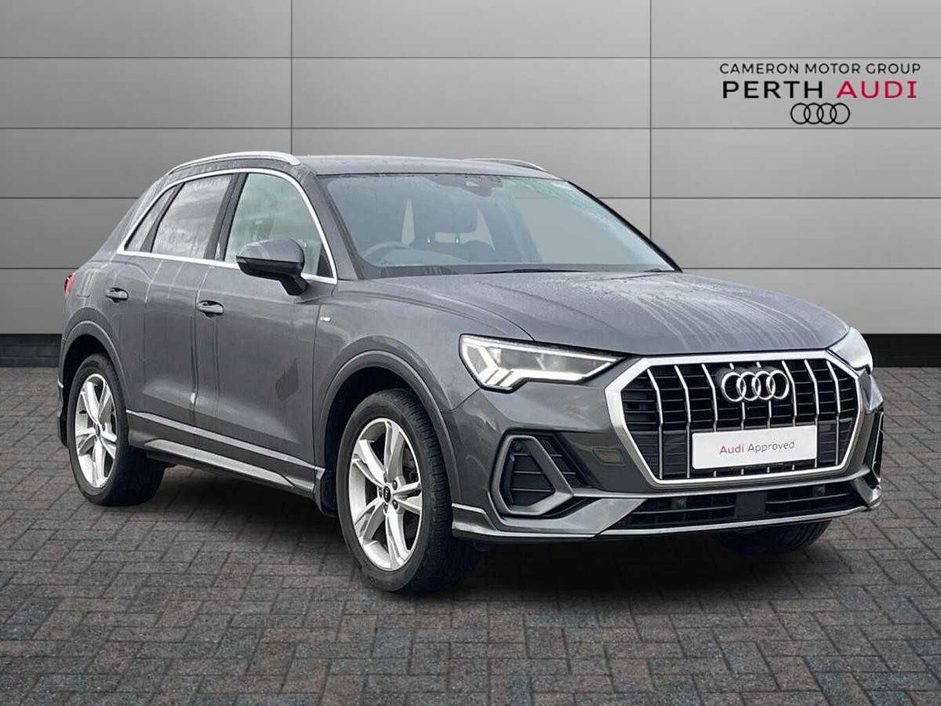 Main listing image - Audi Q3